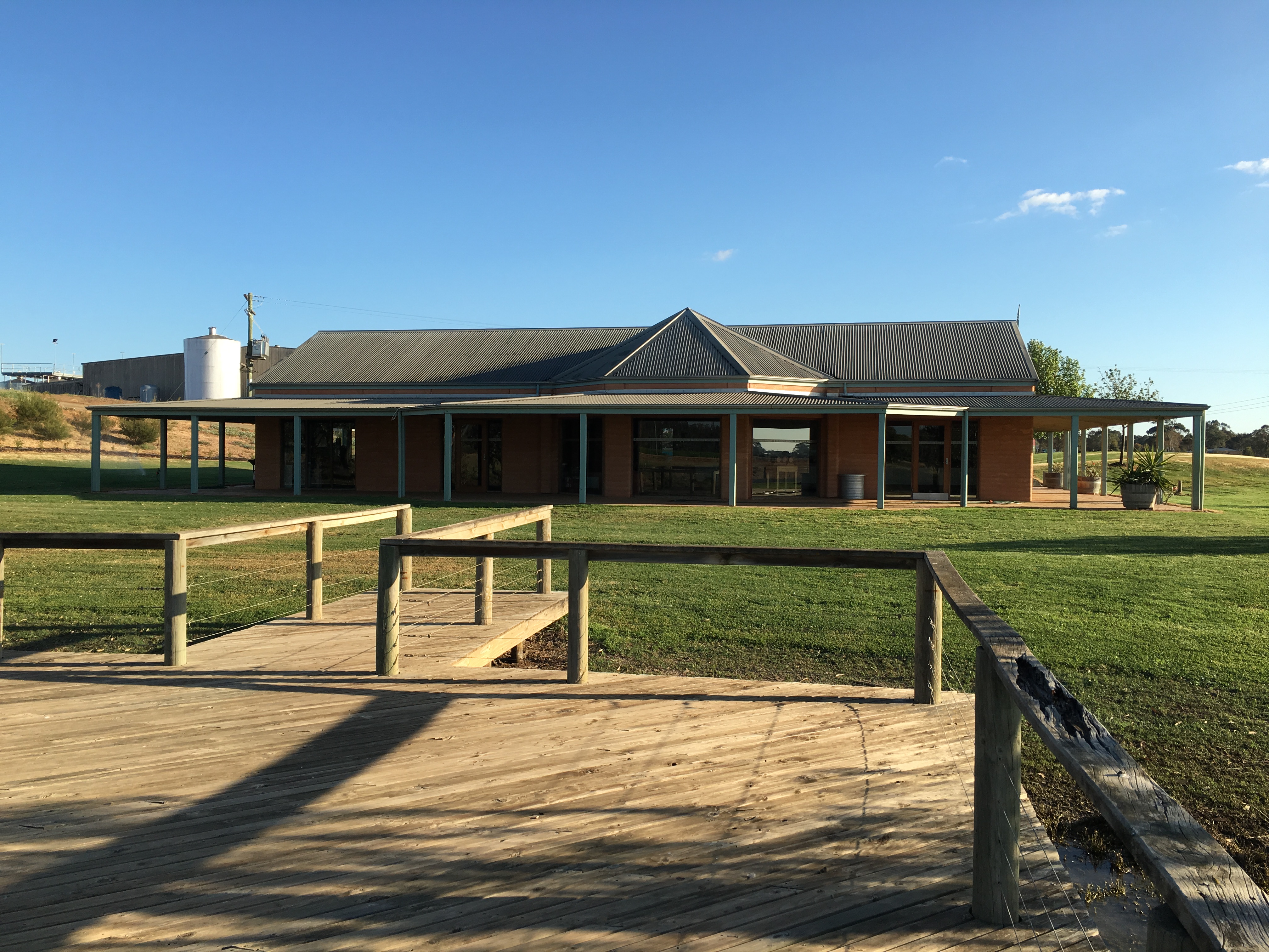 Moama Cellar Door Now Open For Wine Tastings Coffee Cheese